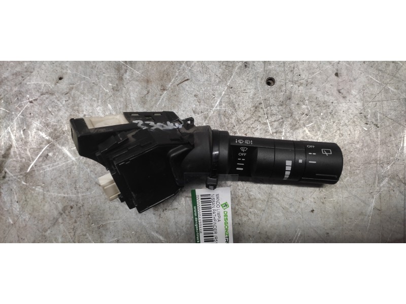 Recambio de mando limpia para nissan pathfinder (r51) 2.5 dci le referencia OEM IAM 25260EA000 8 PINS 