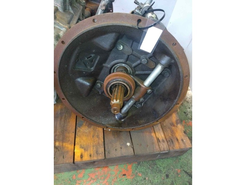 Recambio de caja cambios para nissan trucks m 130.17 referencia OEM IAM S542 1307052006 07100400-3