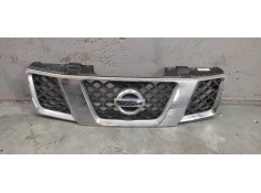 Recambio de rejilla delantera central para nissan pathfinder (r51) 2.5 dci le referencia OEM IAM    2