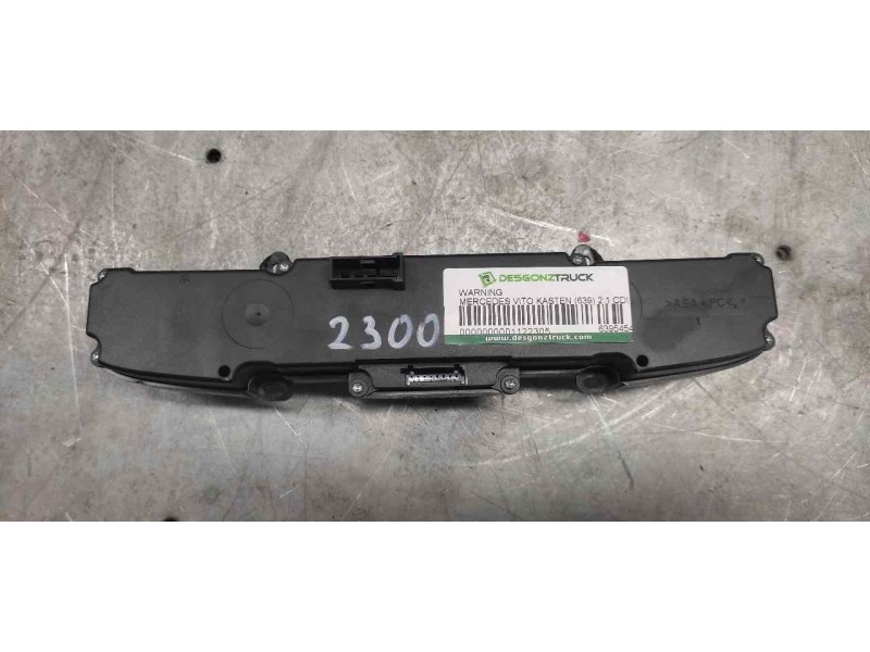 Recambio de warning para mercedes-benz vito kasten (639) 2.1 cdi referencia OEM IAM 6395454407  