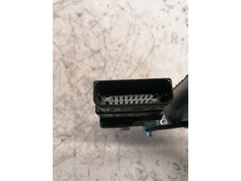 Recambio de motor elevalunas trasero derecho para seat altea (5p1) arena referencia OEM IAM 5P0839402 995915108 18 PINS