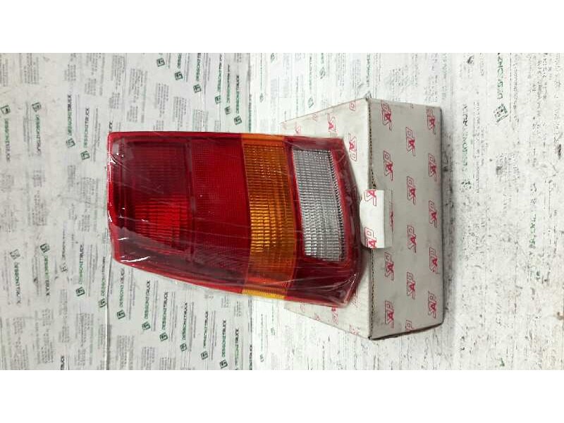 Recambio de piloto trasero izquierdo para opel kadett e gsi berlina referencia OEM IAM   