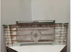 Recambio de rejilla delantera central para renault magnum ab 2005 12.8 diesel referencia OEM IAM 7420769069   2