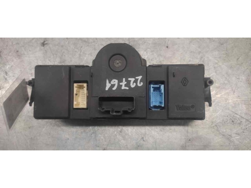 Recambio de mando climatizador para renault megane ii coupe/cabrio 1.9 dci diesel referencia OEM IAM 8200501456  