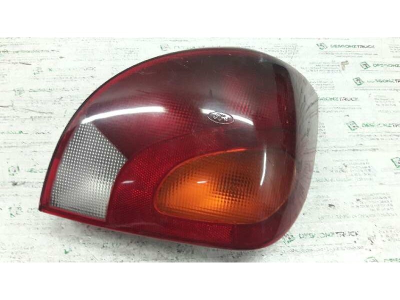 Recambio de piloto trasero derecho para ford fiesta berlina ghia referencia OEM IAM 96FG13N004  