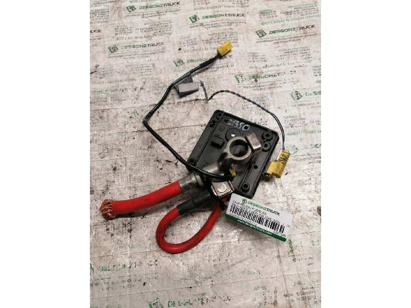 Recambio de caja reles / fusibles para bmw serie 3 berlina (e46) 320d referencia OEM IAM 8387546 8387547 