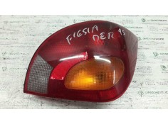 Recambio de piloto trasero derecho para ford fiesta berlina ghia referencia OEM IAM   