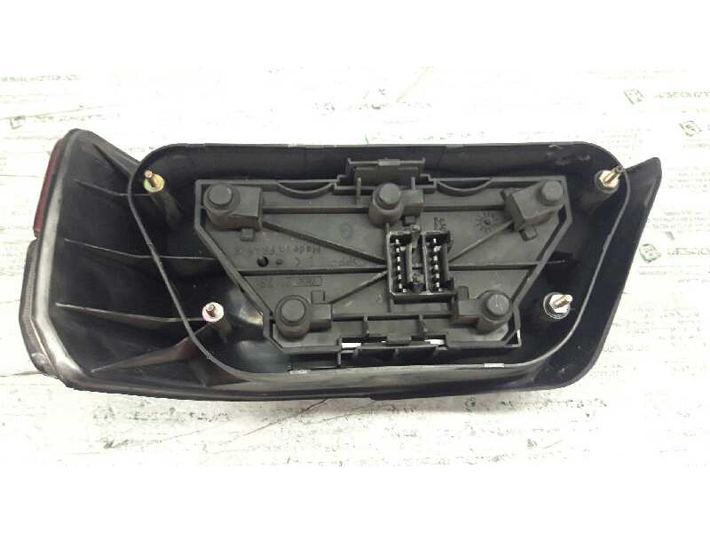 Recambio de piloto trasero izquierdo para peugeot 605 srti referencia OEM IAM   