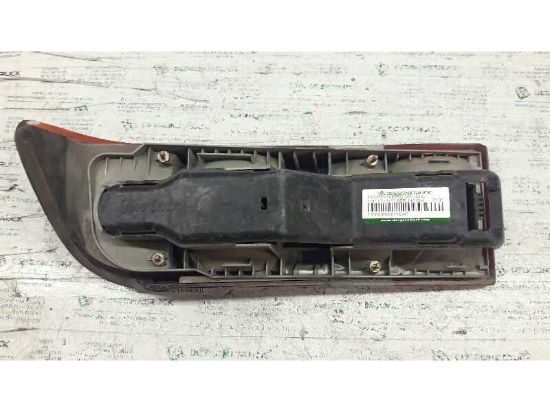 Recambio de piloto trasero izquierdo para ford sierra berlina clx referencia OEM IAM  83BG13N004 