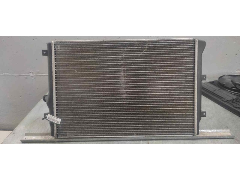 Recambio de radiador agua para volkswagen passat berlina (3c2) trendline referencia OEM IAM 3C0121253K  