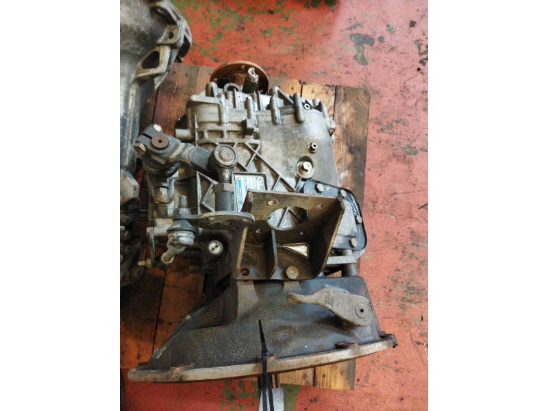 Recambio de caja cambios para nissan trucks atleon 95.16 referencia OEM IAM S542 1307050138 32010D9201