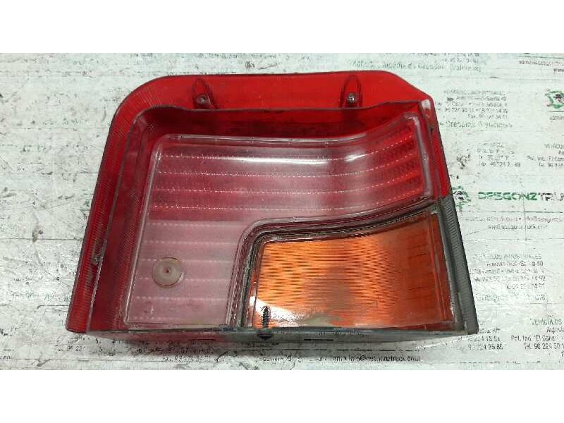 Recambio de piloto trasero izquierdo para peugeot 205 berlina 1.4 generation referencia OEM IAM  TULIPA IZQUIERDA 