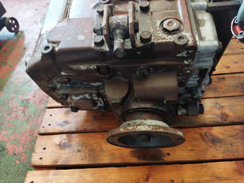 Recambio de caja cambios para pegaso trucks serie 1200 1223 referencia OEM IAM S690 1268000746 