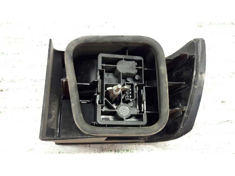 Recambio de piloto trasero derecho para citroën xantia berlina 1.8 16v monaco referencia OEM IAM   