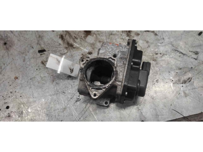 Recambio de valvula egr para volkswagen passat variant (3c5) advance referencia OEM IAM 03G131501 5 PINS 