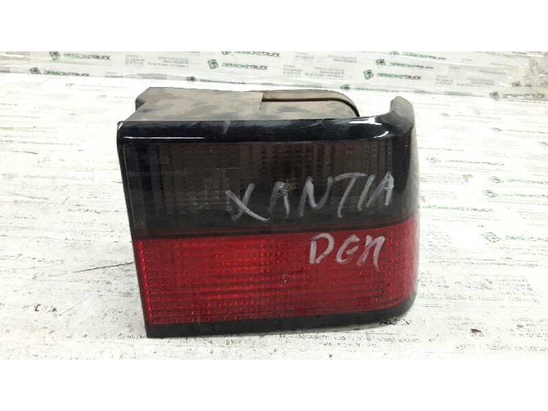 Recambio de piloto trasero derecho para citroën xantia berlina 1.8 16v monaco referencia OEM IAM   