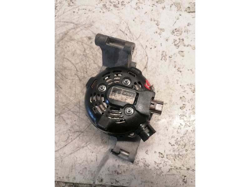 Recambio de alternador para ford focus lim. (cb4) titanium referencia OEM IAM 1042102720  