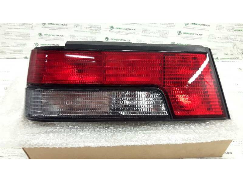 Recambio de piloto trasero izquierdo para peugeot 405 berlina gld exclusive referencia OEM IAM   