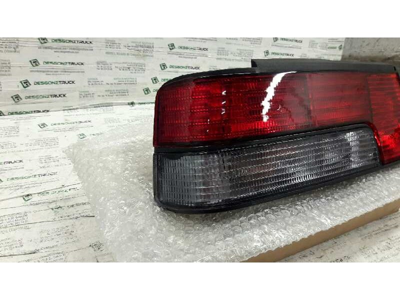 Recambio de piloto trasero izquierdo para peugeot 405 berlina gld exclusive referencia OEM IAM   