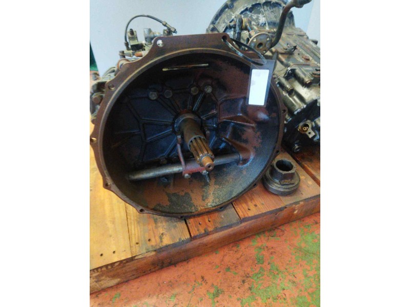 Recambio de caja cambios para nissan trucks m m125.17 referencia OEM IAM S636 1290052127 07100393-0