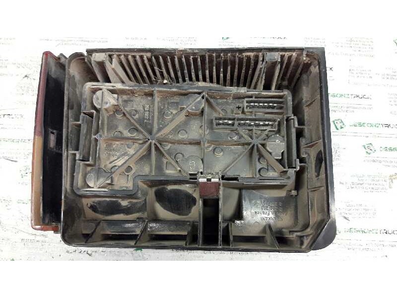 Recambio de piloto trasero izquierdo para citroën bx berlina 16 tzi kat tecnic referencia OEM IAM   