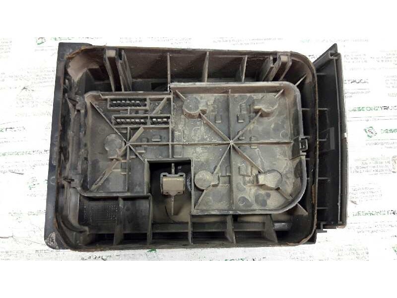 Recambio de piloto trasero derecho para citroën bx berlina 14 re kat classic referencia OEM IAM   