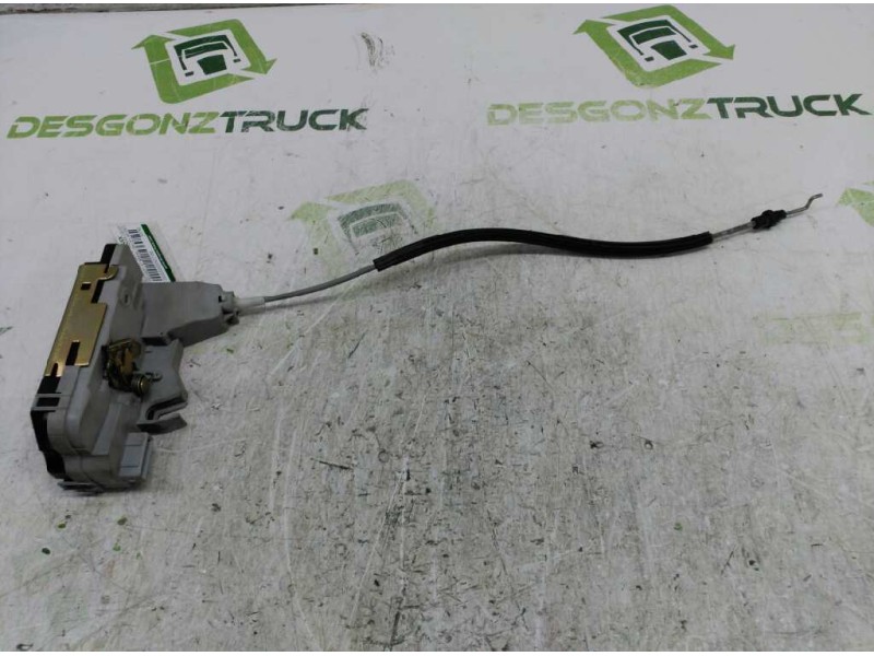 Recambio de cerradura puerta trasera izquierda para peugeot 307 break / sw (s1) sw pack referencia OEM IAM 9137A0  