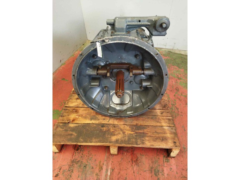 Recambio de caja cambios para pegaso trucks thecno 310 ... referencia OEM IAM RT09509A M081706 FULLER