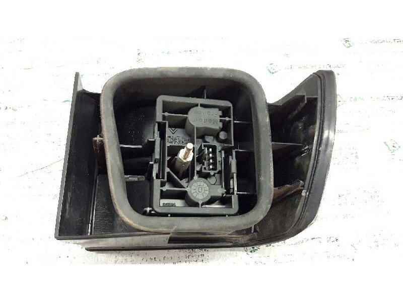 Recambio de piloto trasero derecho para citroën xantia berlina 1.8 sx referencia OEM IAM   