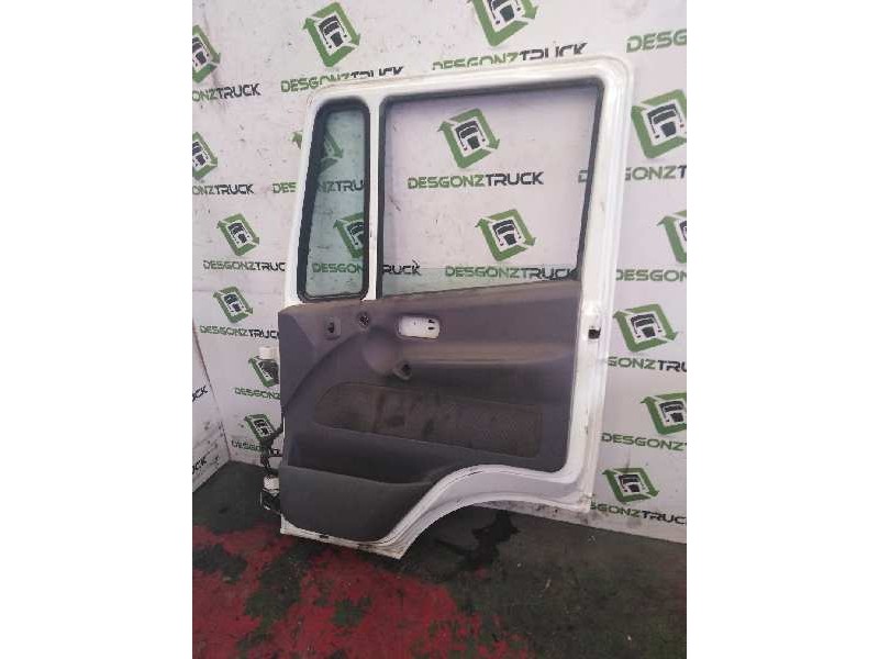Recambio de puerta delantera derecha para nissan trucks atleon 56.15 referencia OEM IAM   