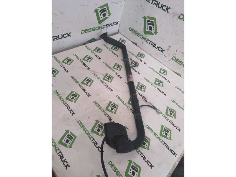 Recambio de brazo retrovisor izquierdo para daf serie xf105.xxx fsa 4x2 super-space-cab referencia OEM IAM   