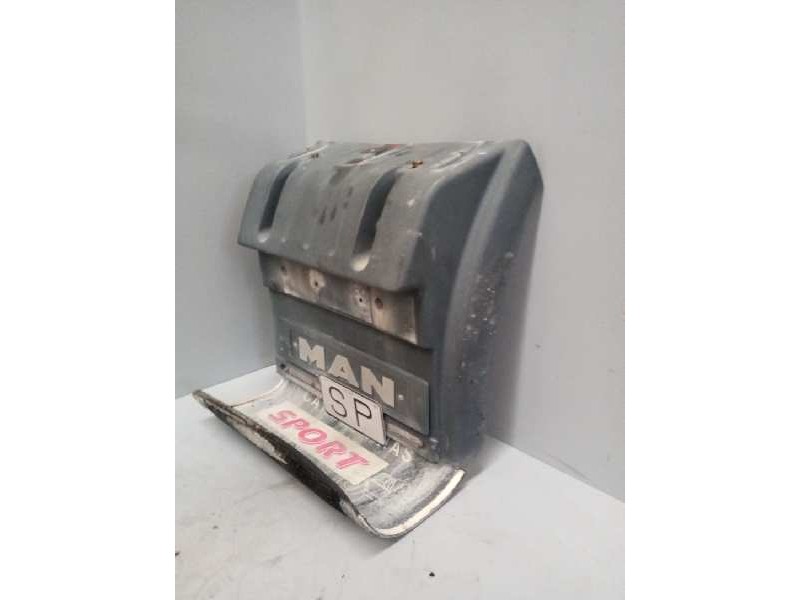 Recambio de guardabarros trasero derecho para man tg - a 18.xxx 12.0 diesel referencia OEM IAM   
