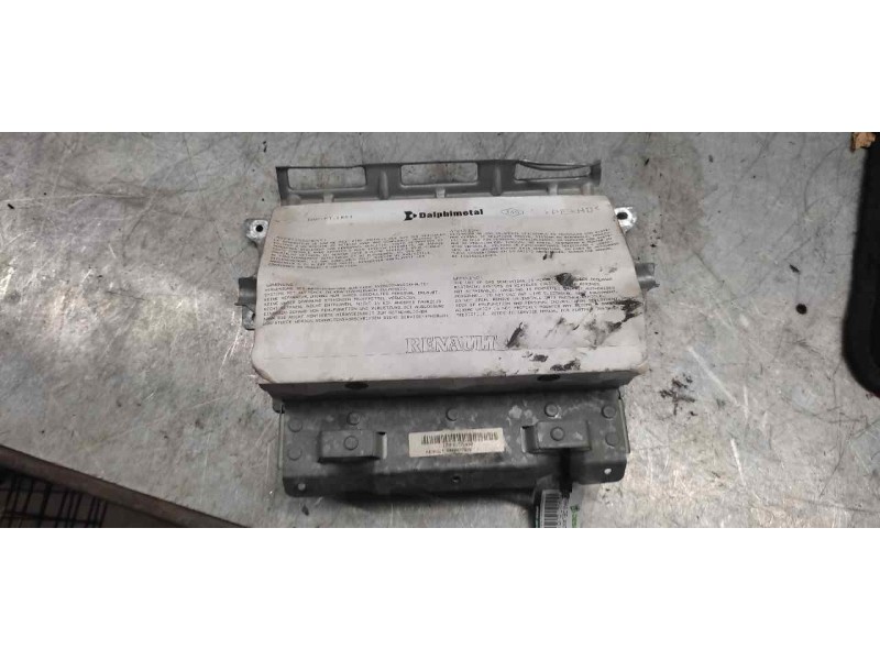 Recambio de airbag delantero derecho para renault clio ii fase ii (b/cb0) authentique referencia OEM IAM 8200197820  