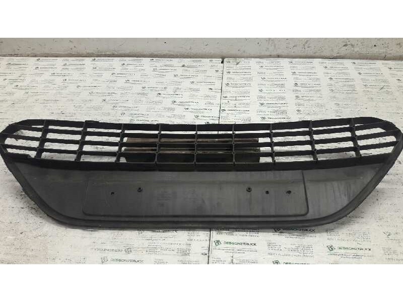 Recambio de rejilla delantera central para ford focus lim. (cb4) titanium referencia OEM IAM 8M5117968 BAJO MATRICULA 