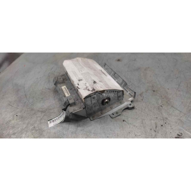 Recambio de airbag delantero derecho para renault clio ii fase ii (b/cb0) authentique referencia OEM IAM 8200197820  