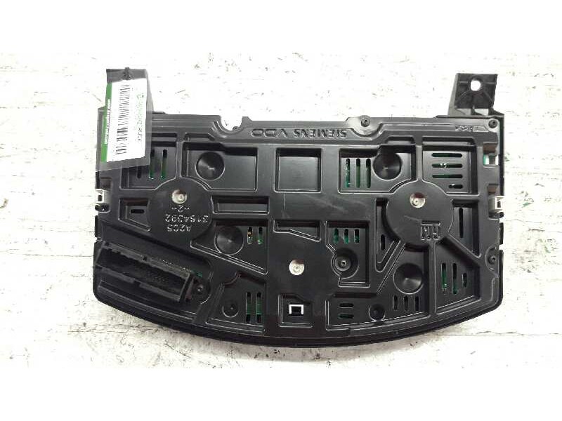 Recambio de cuadro instrumentos para opel zafira b 1.9 cdti referencia OEM IAM 13251615  