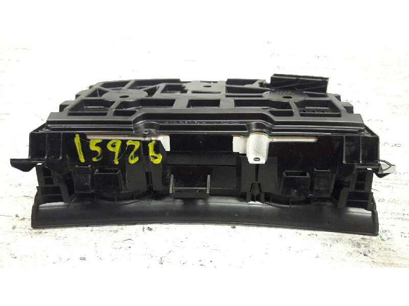 Recambio de cuadro instrumentos para opel zafira b 1.9 cdti referencia OEM IAM 13251615  