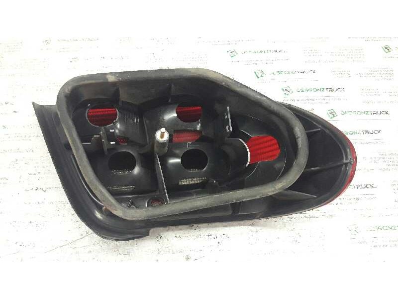 Recambio de piloto trasero derecho para citroën xsara berlina 1.9 td px referencia OEM IAM   