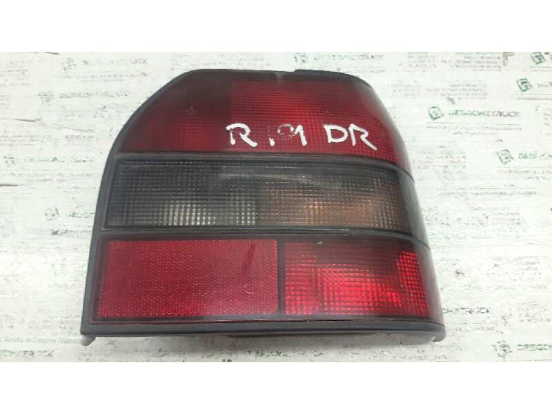 Recambio de piloto trasero derecho para renault 19 hatchback (b/c53) gtd referencia OEM IAM   