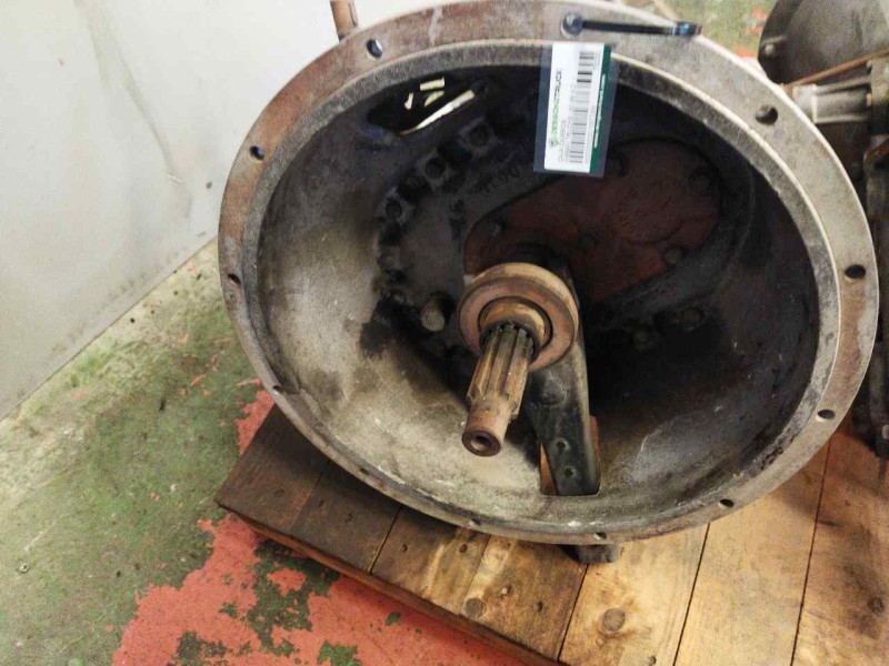 Recambio de caja cambios para nissan trucks l80-88 4.0 referencia OEM IAM T5200  