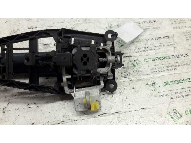 Recambio de maneta exterior trasera izquierda para opel zafira b 1.9 cdti referencia OEM IAM 24463749  