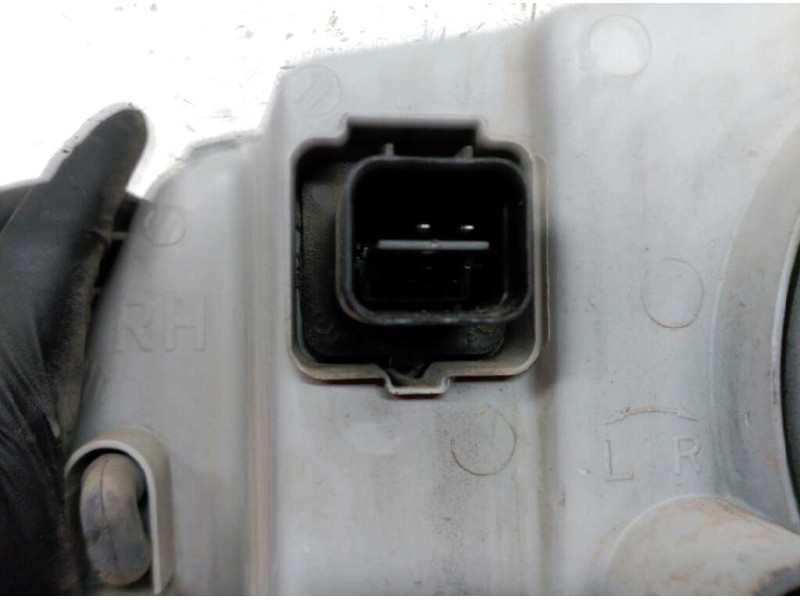 Recambio de faro derecho para kia pregio 2.7 diesel referencia OEM IAM   
