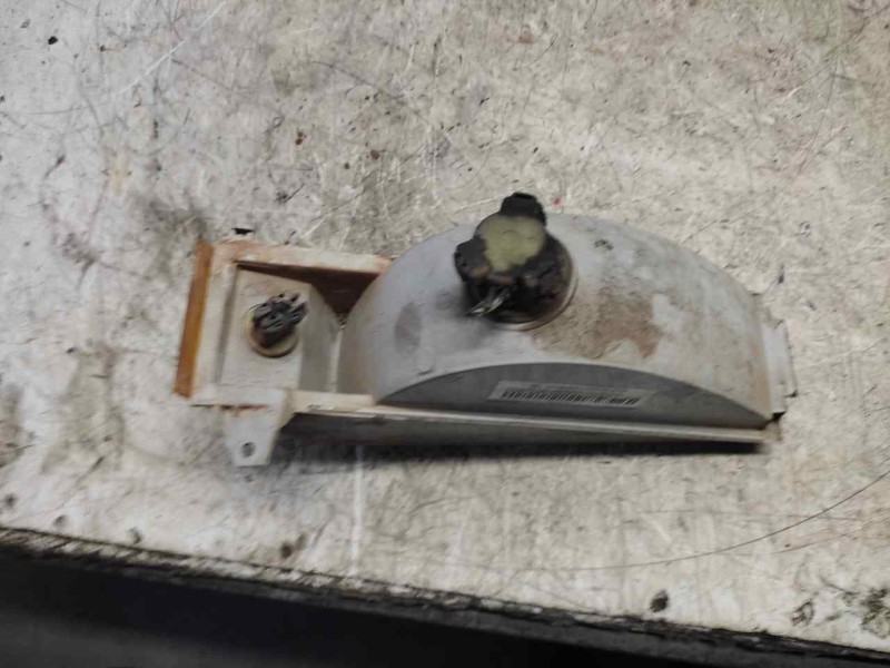 Recambio de piloto delantero derecho para ford explorer 4.0 limited referencia OEM IAM   