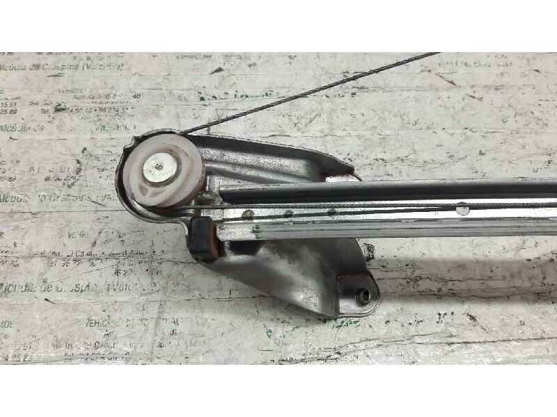 Recambio de elevalunas trasero izquierdo para opel zafira b 1.9 cdti referencia OEM IAM   