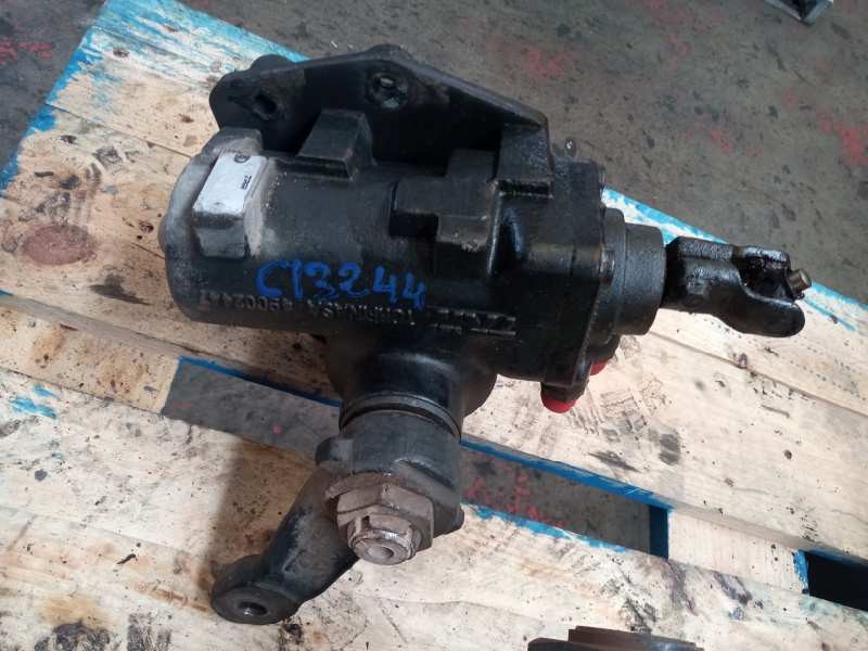 Recambio de caja direccion para nissan cabstar 01.04  cabina simple cabina individual referencia OEM IAM 492109X200 TAS15M605 