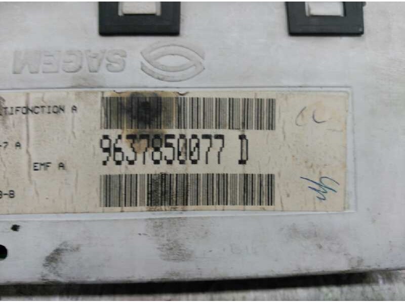 Recambio de pantalla multifuncion para peugeot 406 berlina (s1/s2) srdt referencia OEM IAM 9637850077D  