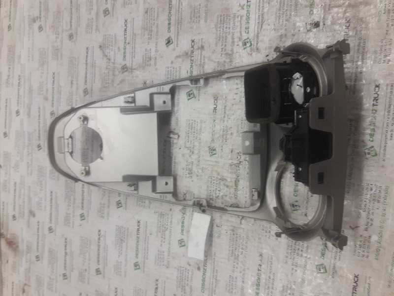 Recambio de guarnecidos consola de mandos para opel corsa d catch me referencia OEM IAM 460029937  