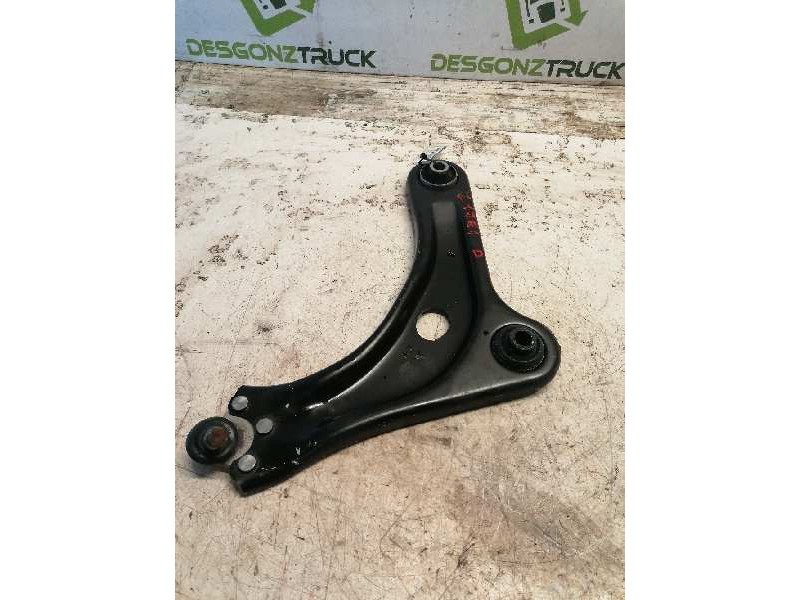Recambio de brazo suspension inferior delantero derecho para peugeot 208 style referencia OEM IAM   