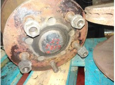 Recambio de buje delantero para nissan cabstar e 3.0 diesel referencia OEM IAM   