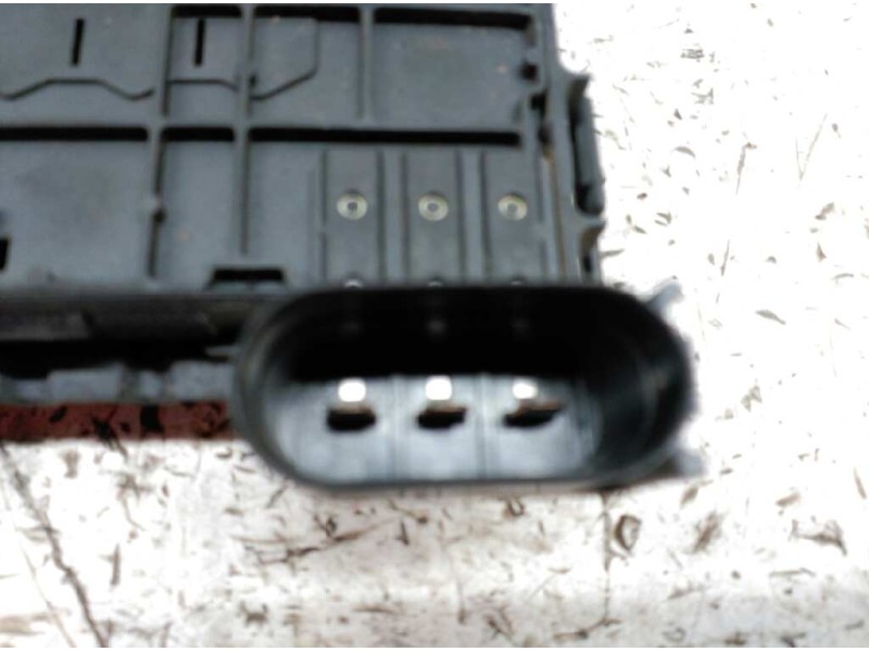 Recambio de caja reles / fusibles para volkswagen golf iv berlina (1j1) highline referencia OEM IAM   